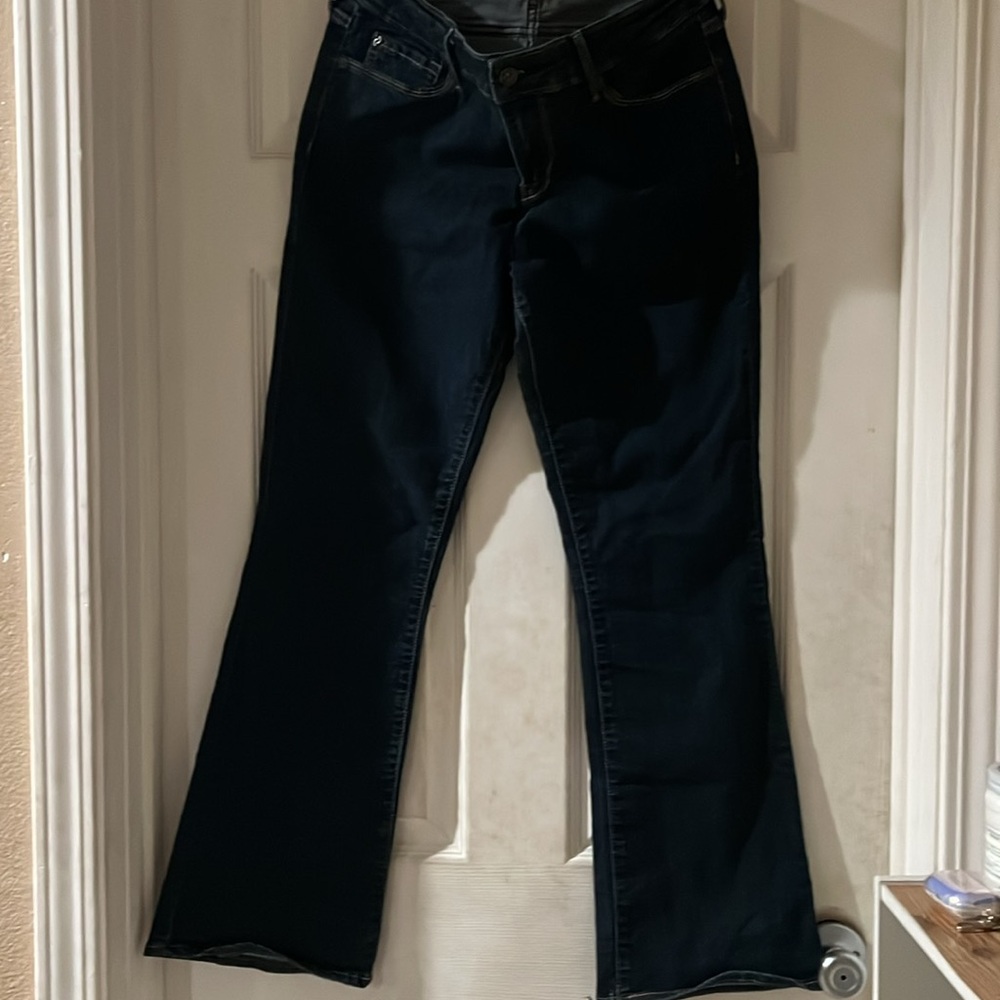 Denizen Modern Bootcut Jeans 12
